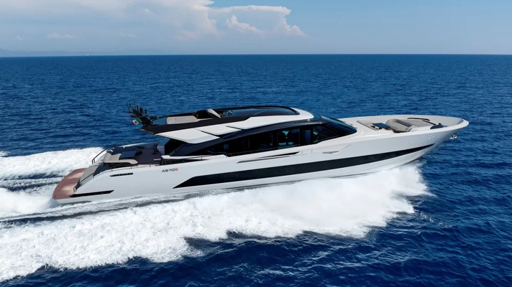 AB Yachts, The sporty sew AB 110S