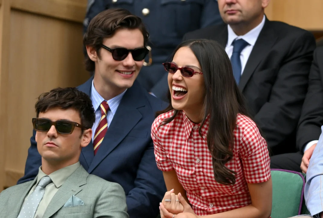Louis Partridge and Olivia Rodrigo at Wimbledon