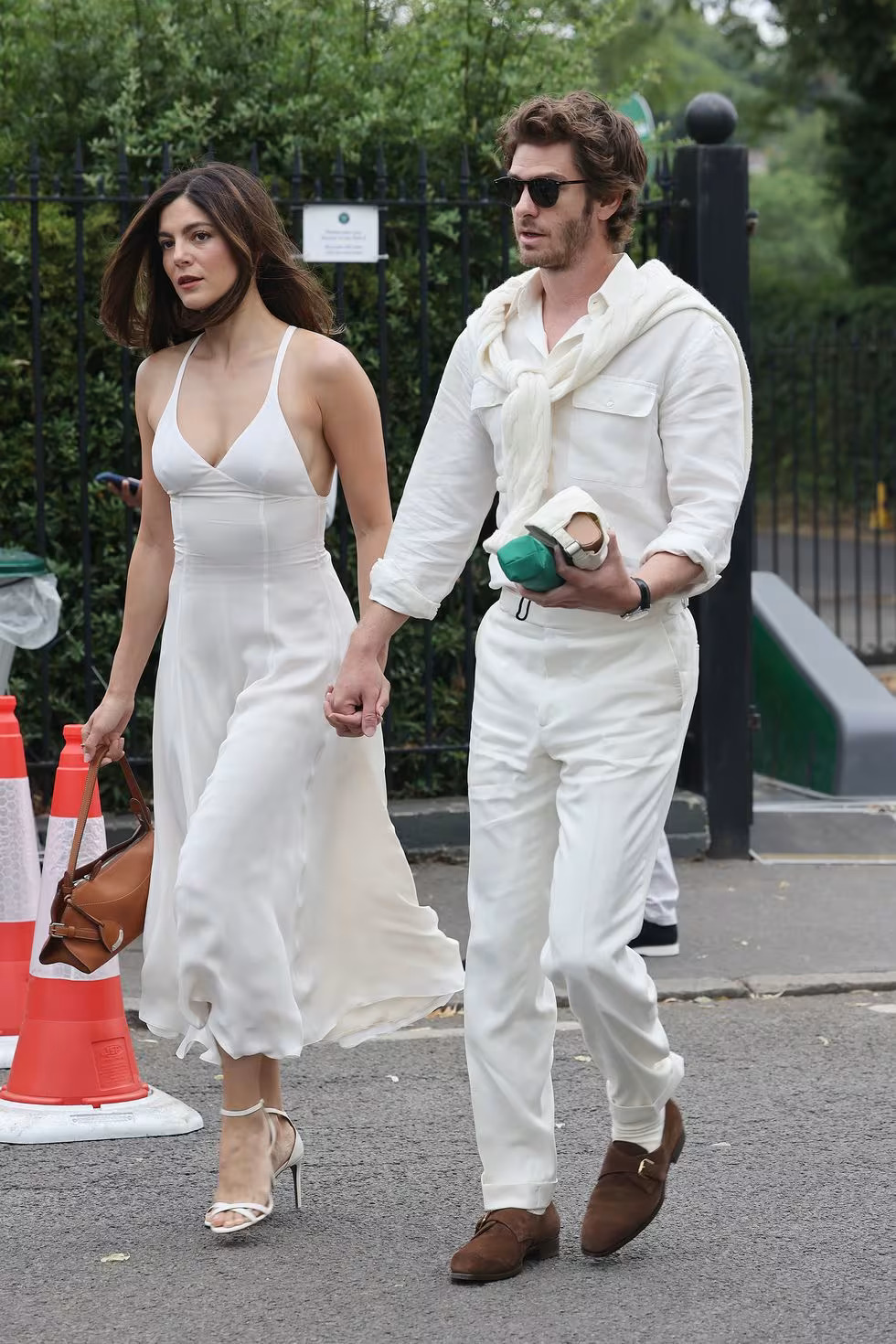 Monica Barbaro and Andrew Garfield in Wimbledon